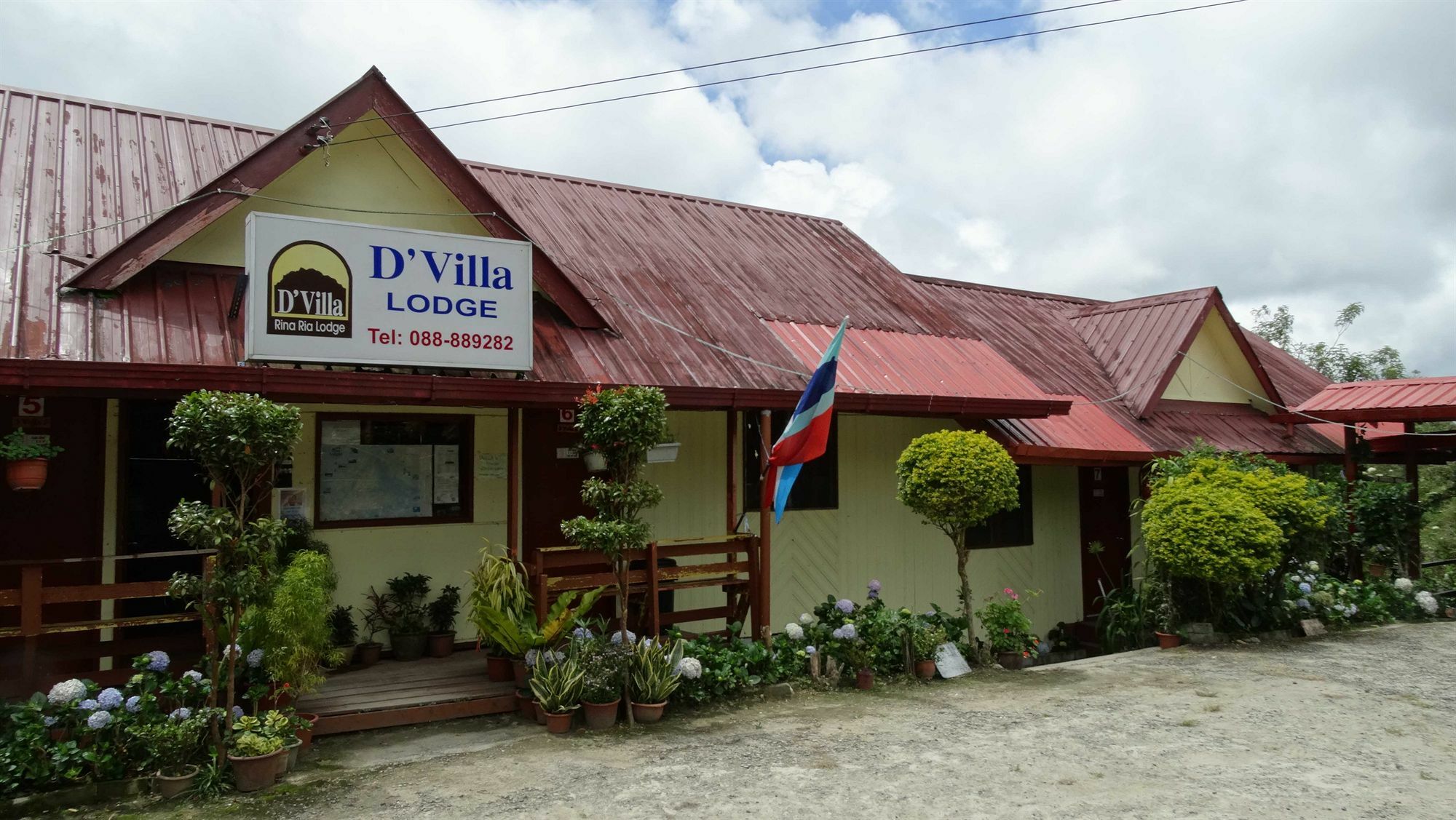D'Villa Rina Ria Lodge, Kinabalu Park, Kundasang Bundu Tuhan Bagian luar foto